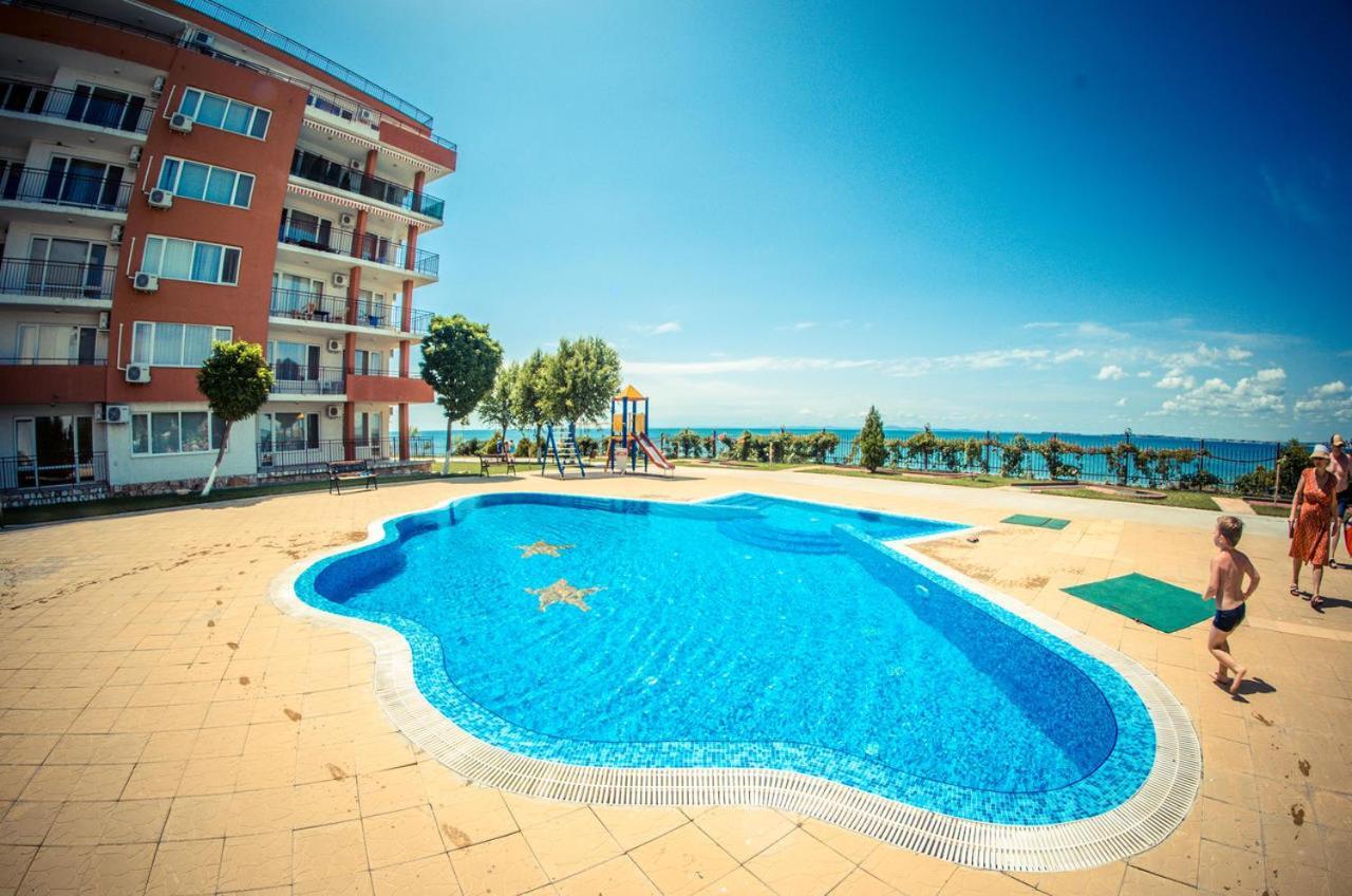 Grand Resort - Imperial Crown Fort Club - Prestige Apartments Elenite Exteriér fotografie
